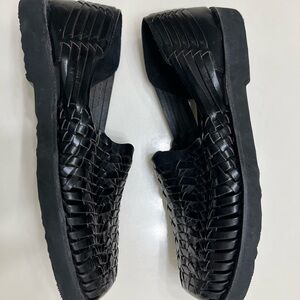 Barclay Men's Hand Woven Leather Huarache Sandal for All-Day Comfort